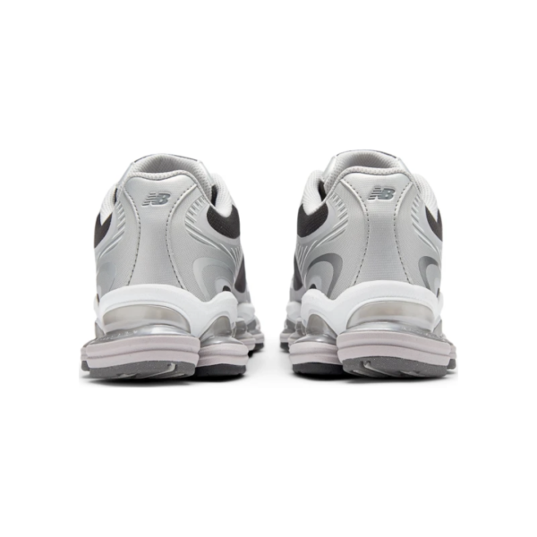 New Balance 2000 Classic Ux