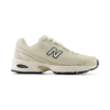 NB21072614 New Balance 740 Classic Bei Ux