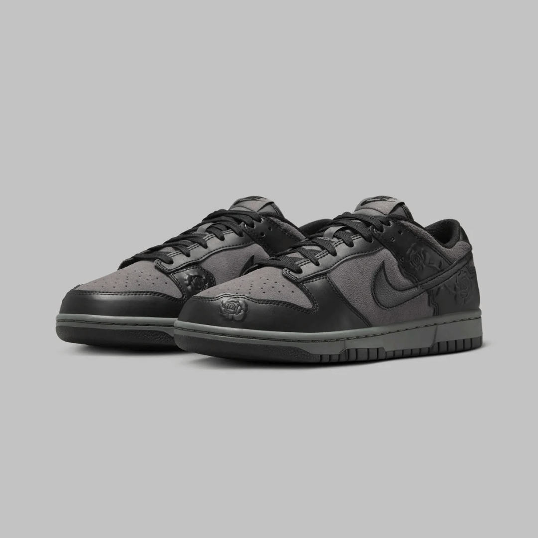 Nike Dunk Low Black Roses Blk Wm