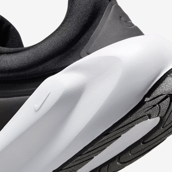 Nike In-Season Tr 14 Blk Wm
