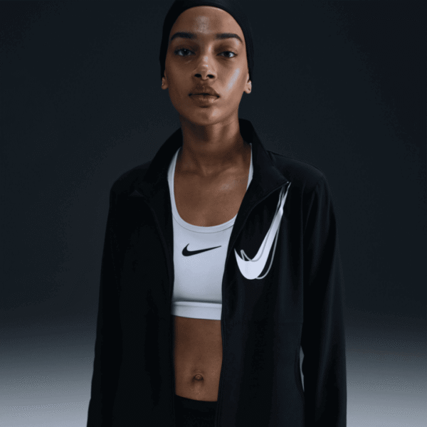 Nike Swoosh Blk Wm