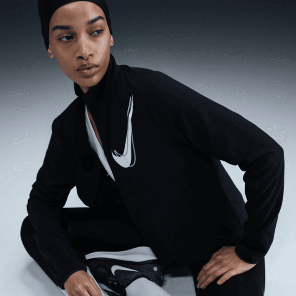 Nike Swoosh Blk Wm