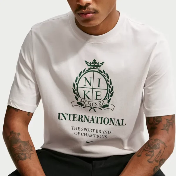 NIKE061026103_fe49aaa0.webp Nike Tshirt Sportswear Club Whi Mn