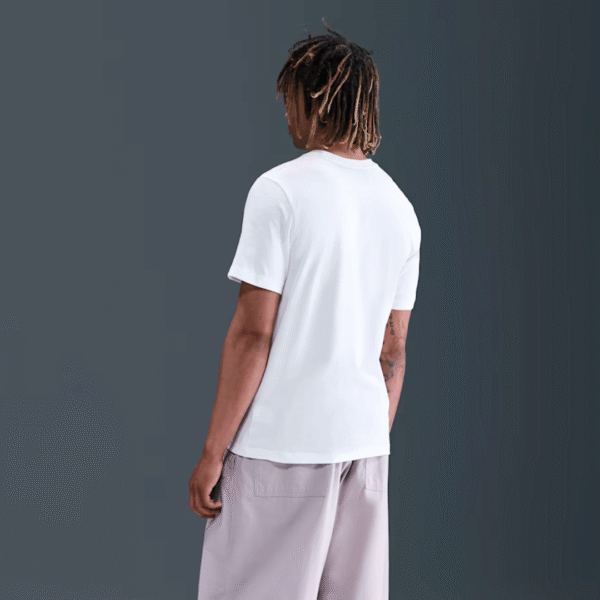 Nike Tshirt Sportswear Club Whi Mn