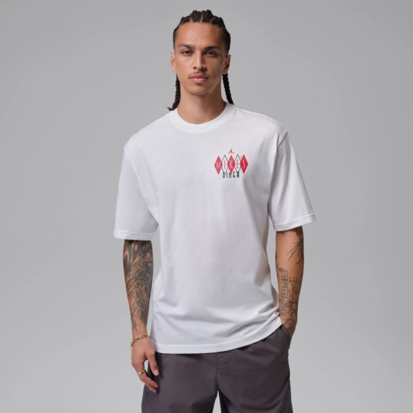 NIKE12092649 Nike Tshirt Mike's Diner Whi Mn