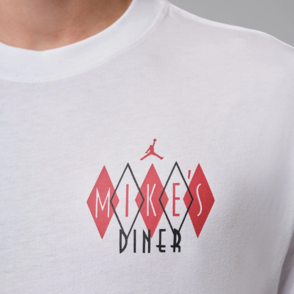 NIKE12092652 Nike Tshirt Mike's Diner Whi Mn