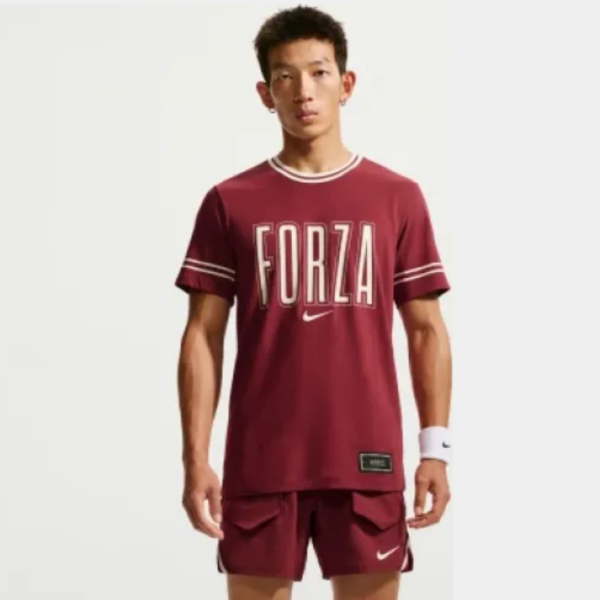 NIKE12092664 Nike Tshirt Jannik Sinner Red Mn