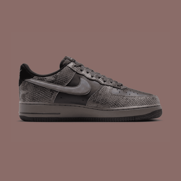 Nike Air Force Low Off Noir Snakeskin Mn