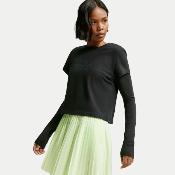 Nike Tshirt Sportswear Club Blk Wm