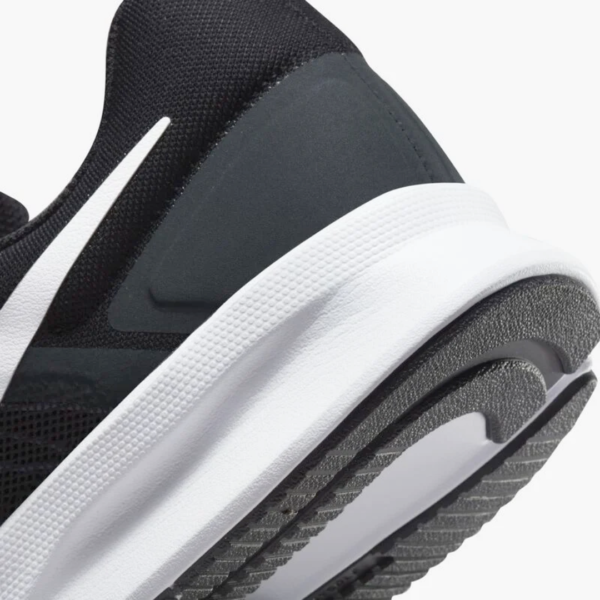 Nike Run Swift 3 Blk Mn
