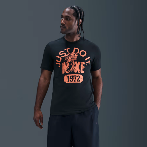 Nike Tshirt Tee Blk Mn