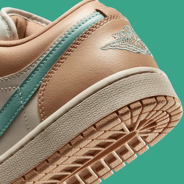 Nike Air Jordan 1 Low Pours Out A Beachy Wm