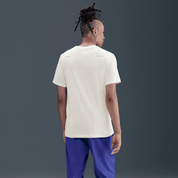 Nike Tshirt Sportswear Whi Mn