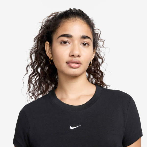 NIKE2702202652 Nike Tshirt Sportswear Chill Blk Mn