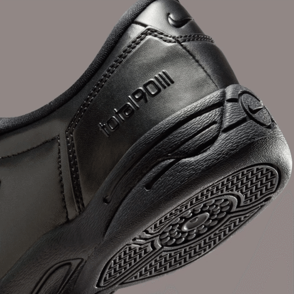 Nike Total 90 III Noir Wm