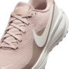 Nike Revolution 8 Run Pin Wm