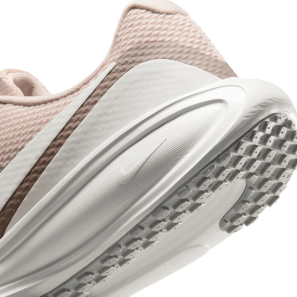 Nike Revolution 8 Run Pin Wm