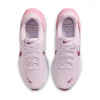 Nike Revolution 8 Pin Wm