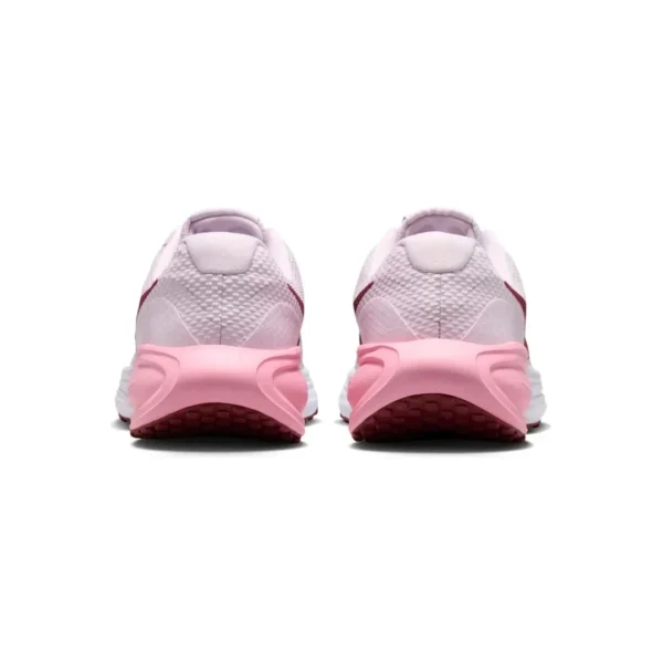 Nike Revolution 8 Pin Wm
