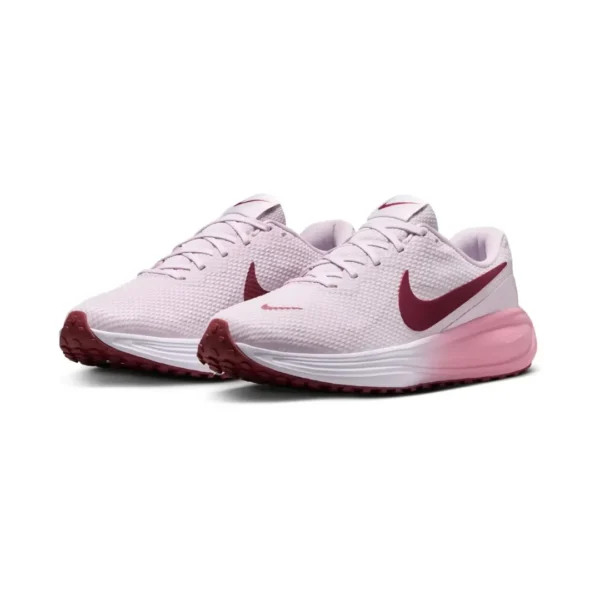 Nike Revolution 8 Pin Wm