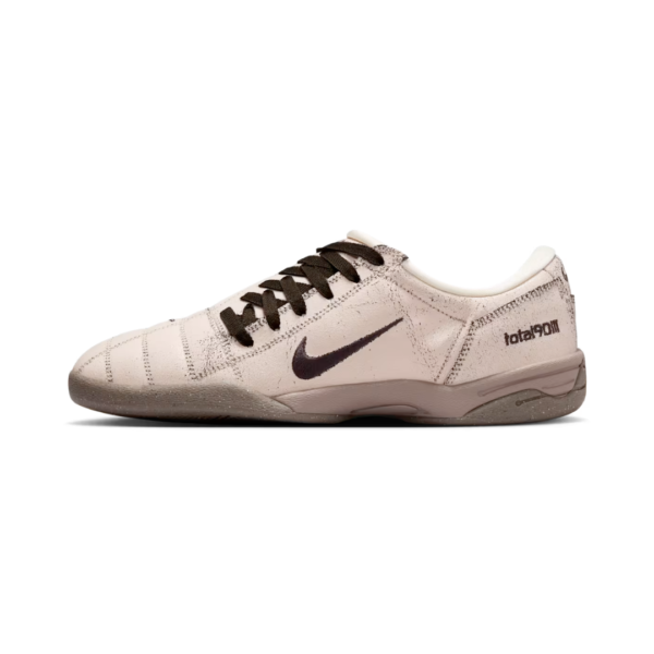 Nike Total 90 Pearl White and Gum Dark Mn