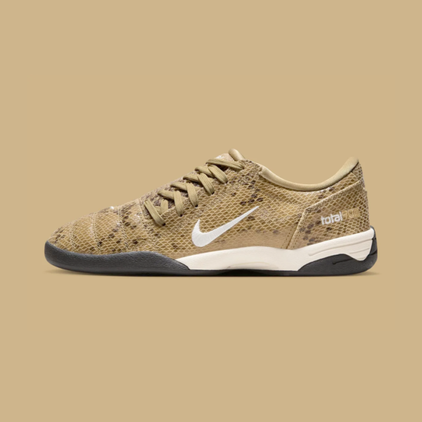Nike Total 90 Three Snakeskin Looks Wm