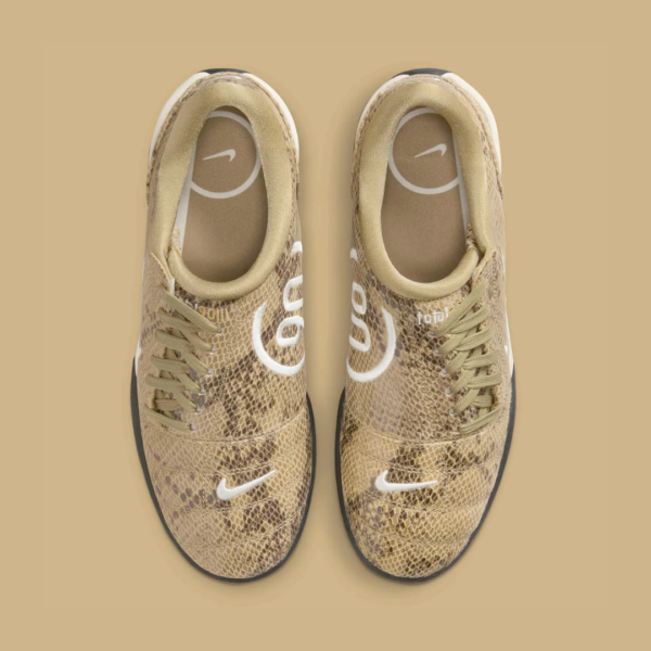 Nike Total 90 Three Snakeskin Looks Wm